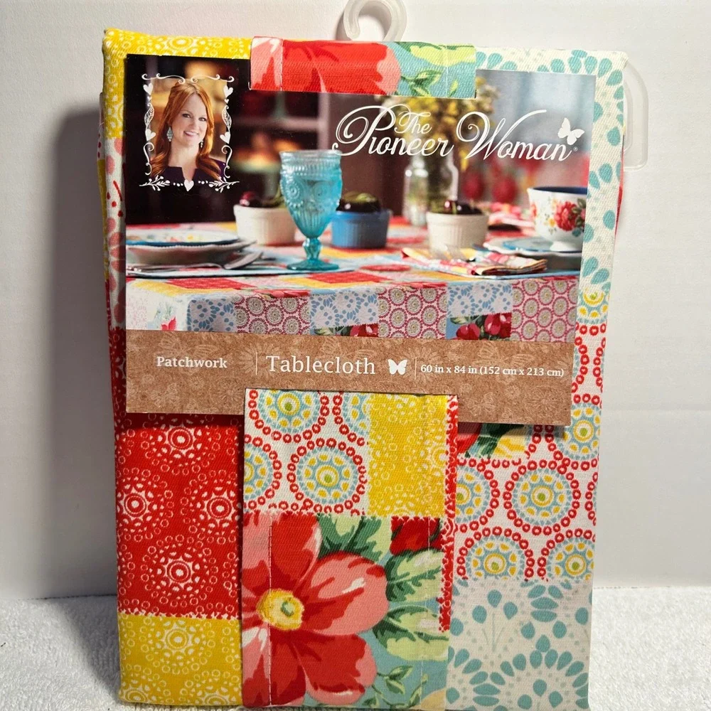 Pioneer Woman Patchwork Tablecloth 60x84 Oblong Floral Red Yellow Multi NEW
